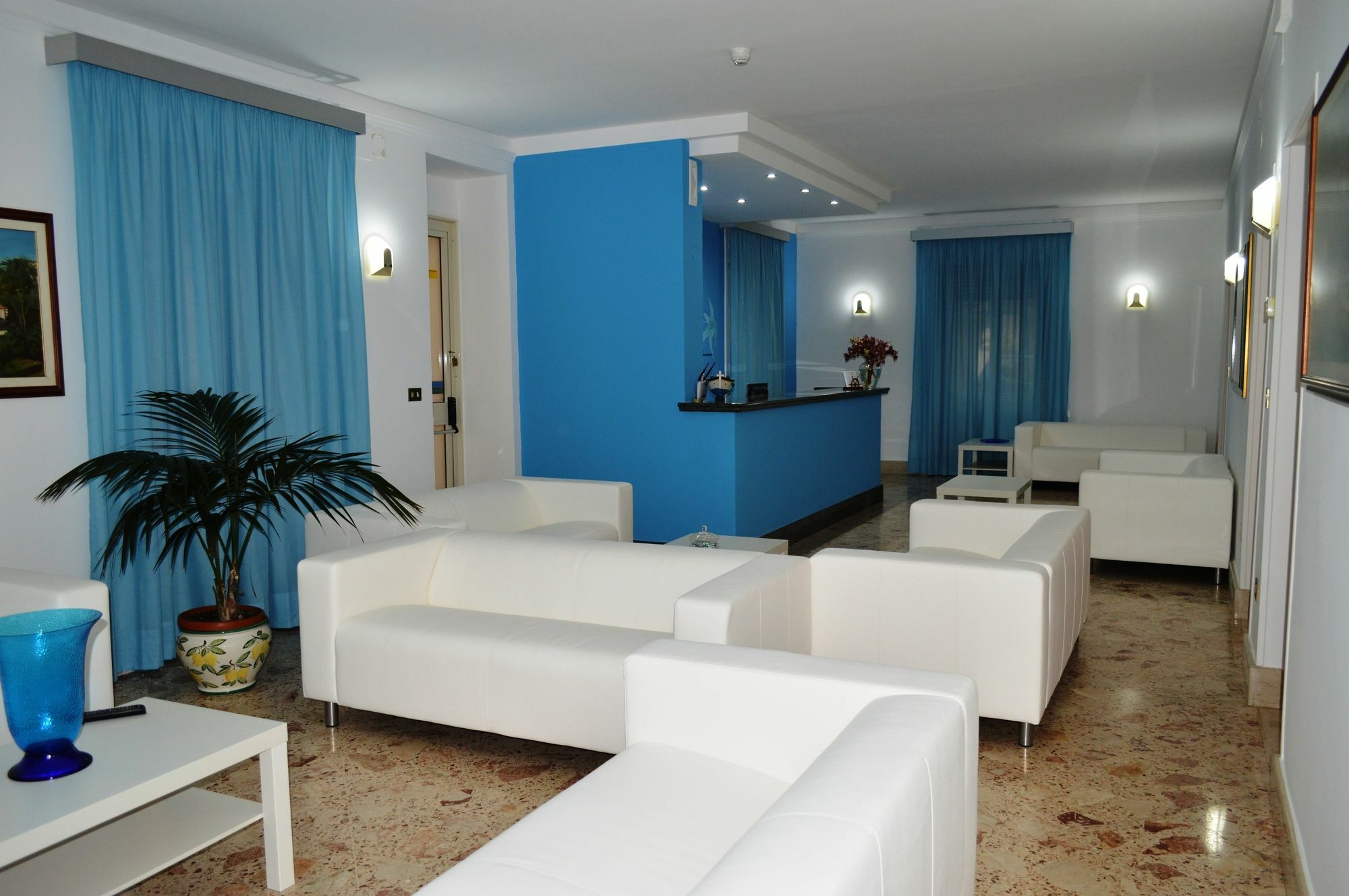 Hotel Delfino Marina di Camerota Exterior foto